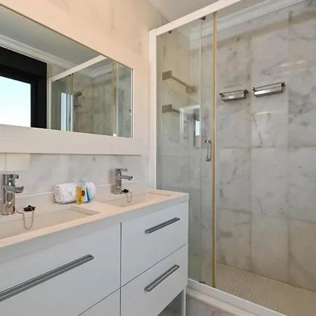 Aram By Aguilarent Apartament