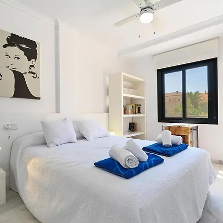 Aram By Aguilarent Γιαβέα