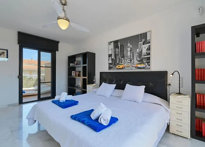 Aram By Aguilarent Apartmán